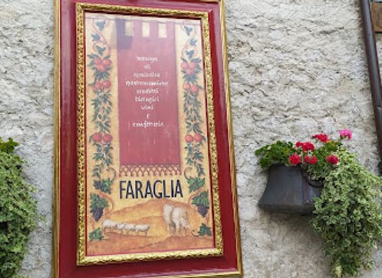 italy/abruzzo-national-park/shop/faraglia