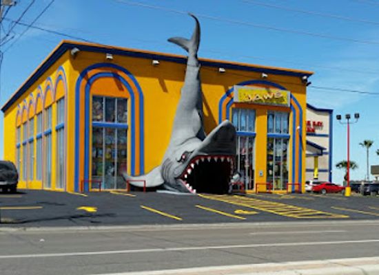 texas/south-padre-island/shop/jaws-beachworld