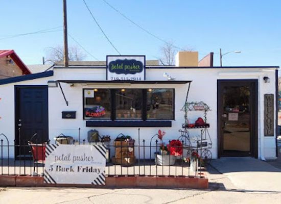 colorado/canon-city/shop/the-petal-pusher-flower-shop
