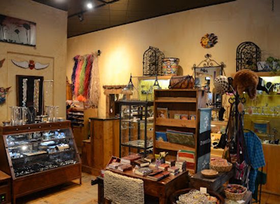 california/long-beach/shop/iguana-import-gallery