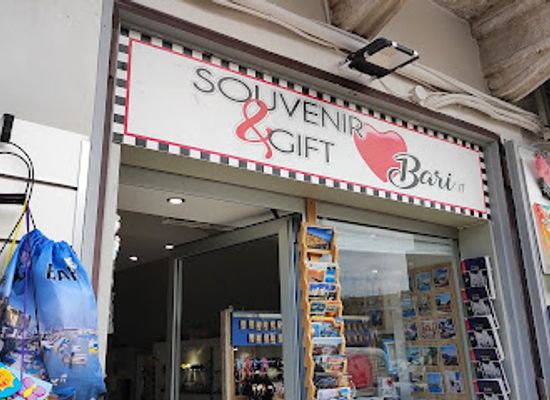 italy/bari/murat/shop/souvenir-shop-bari-it