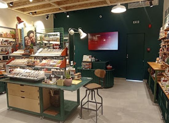 greece/central-macedonia/shop/the-body-shop-u-mediterranean-cosmos