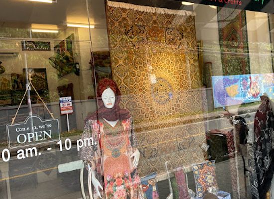 thailand/phuket/karon/shop/pashtoosh-art-gallery-2