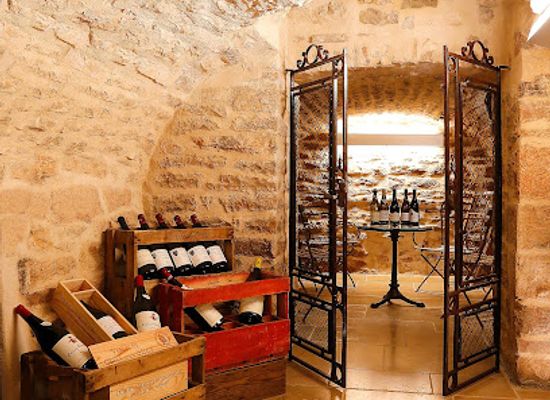 france/burgundy-vineyards/shop/alain-hess-cheesemonger