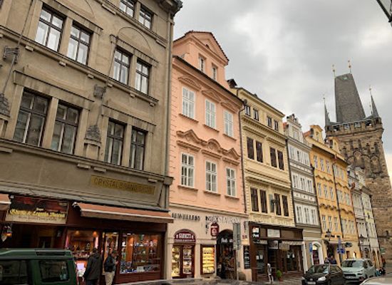 czechia/prague/mala-strana/shop/bohemia-cristal