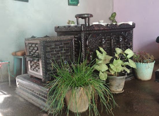 ethiopia/axum/shop/elsa-coffee