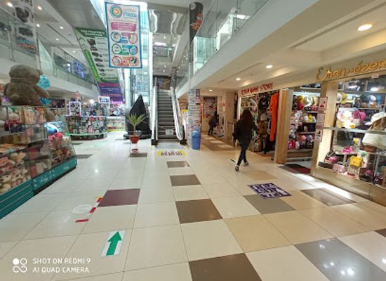 peru/cusco/historic-center/shop/centro-comercial-imperial-plaza
