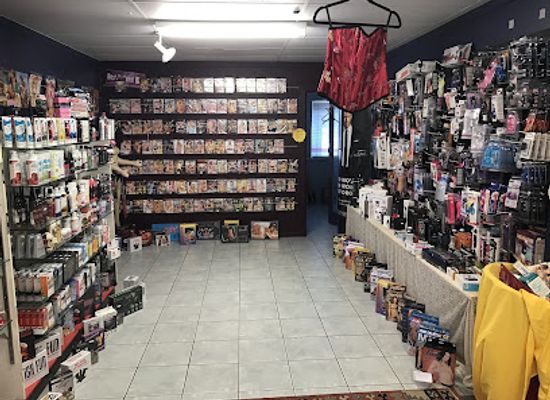 australia/the-whitsundays/shop/airlie-adult-heaven