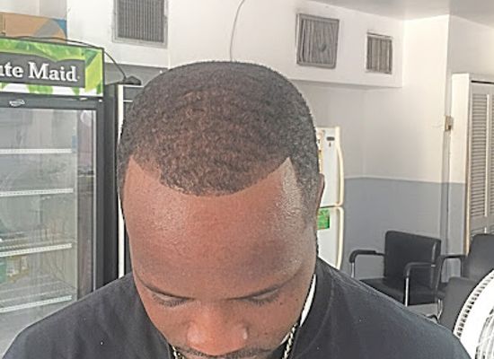 the-bahamas/acklins/shop/executive-look-barber-shop