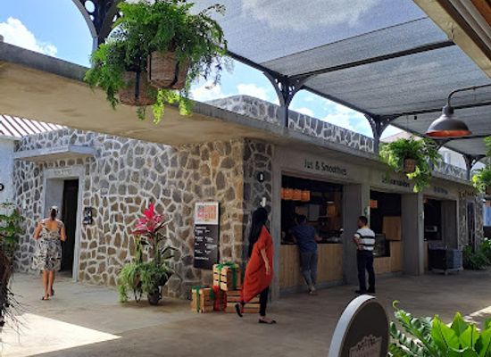 mauritius/riviere-du-rempart/shop/quartier-des-serres