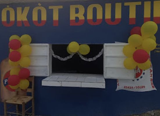 haiti/nippes/shop/kokot-boutik