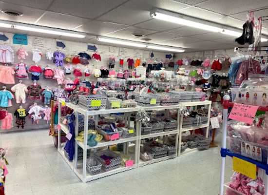pennsylvania/amish-country/shop/doll-outlet
