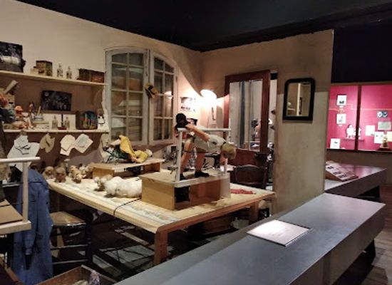france/normandy-coast/shop/musee-des-automates-de-falaise