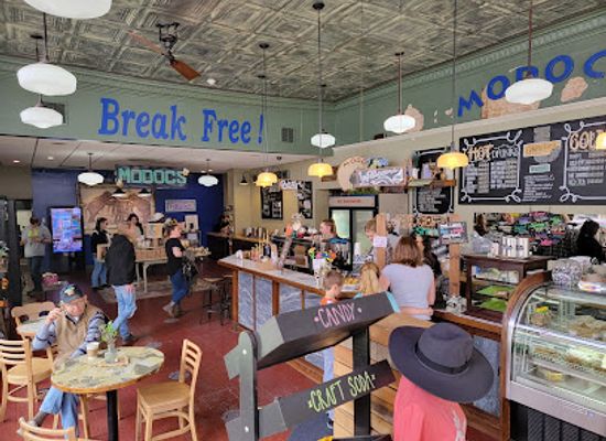 indiana/wabash-valley/shop/modoc-s-market