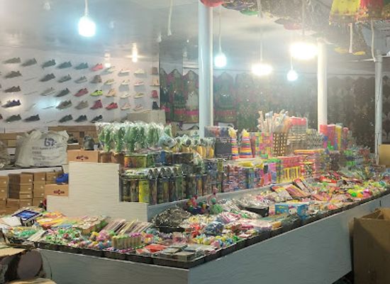 pakistan/kaghan/shop/alham-shopping-mall-naran