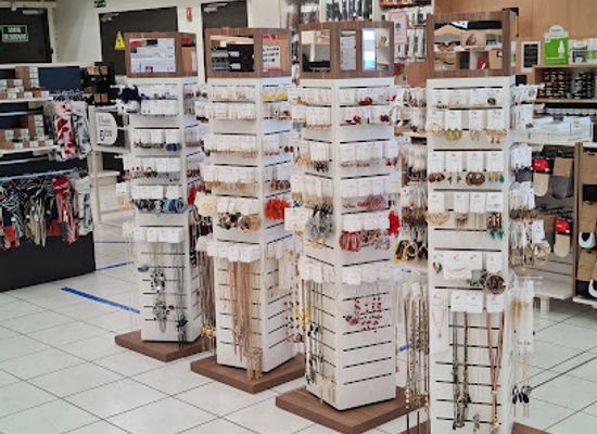 france/dordogne-valley/shop/besson-chaussures