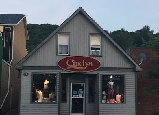 canada/haliburton-highlands/shop/cindys
