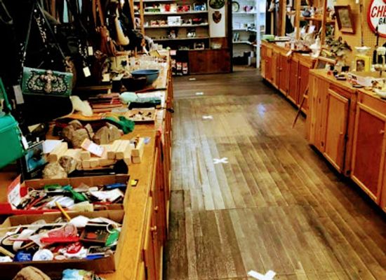 north-dakota/jamestown/shop/the-trading-post-jbros-n-me-at-the-frontier-village