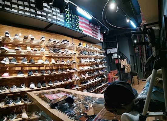 indonesia/jambi/shop/moro-bootwear-gudang-sepatu-jambi