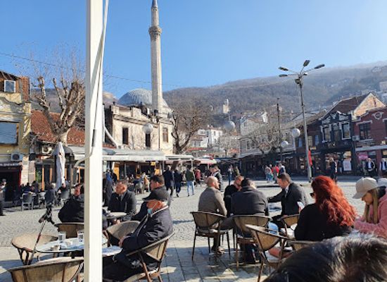 kosovo/has/shop/gatsby-eat-drink