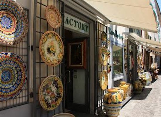 italy/campania/shop/ravello-arte-ceramiche-artistiche