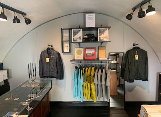 sweden/visby/shop/grabrodern