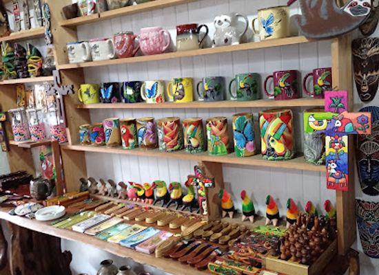 costa-rica/manuel-antonio/shop/souvenir-divisamar