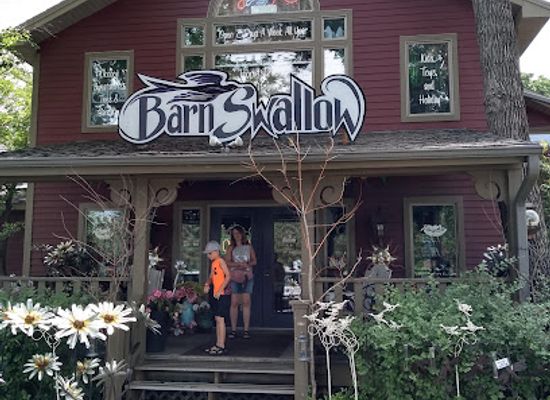 iowa/lake-okoboji/shop/barn-swallow-gift-shop