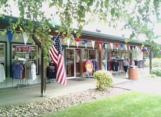 ohio/hocking-hills/shop/the-boot-shop-outlet