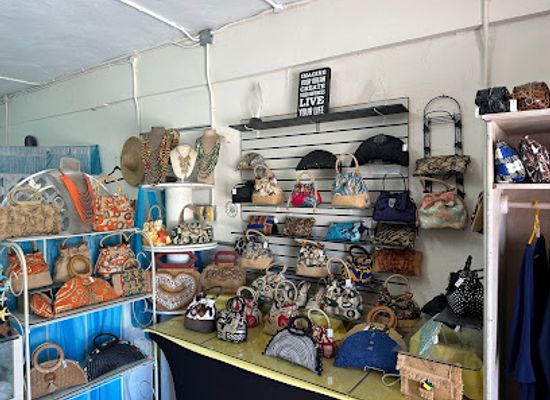 barbados/south-coast/shop/debbies-s-closet