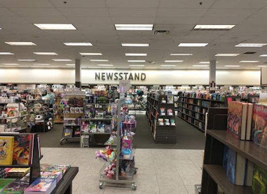indiana/muncie/shop/books-a-million