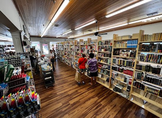 florida/mount-dora/shop/barrel-of-books-and-games