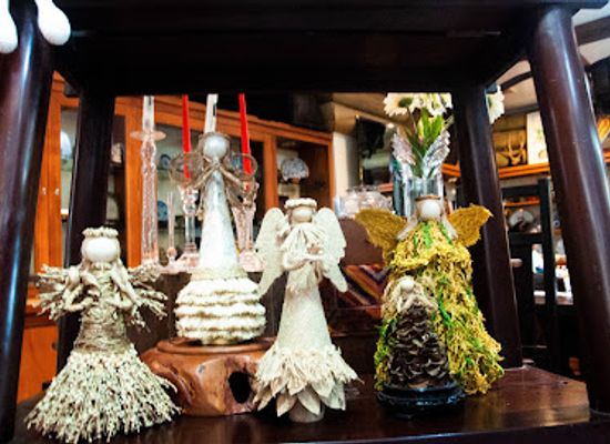 philippines/baguio/camp-john-hay/shop/pnky-collection