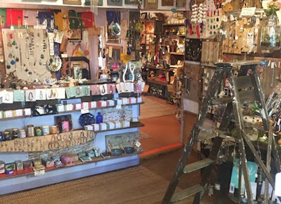 connecticut/housatonic-valley/shop/soulbury-cultural-gifts-store
