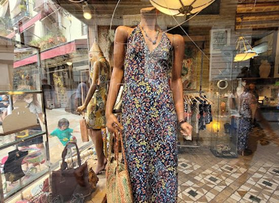 spain/valencia/shop/copernia-tienda-de-moda-complementos-y-arte-de-creacion-propia