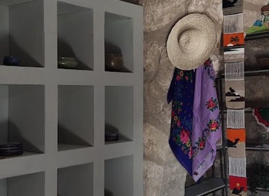 jordan/umm-qais/shop/alhara-alfouqa-gallery