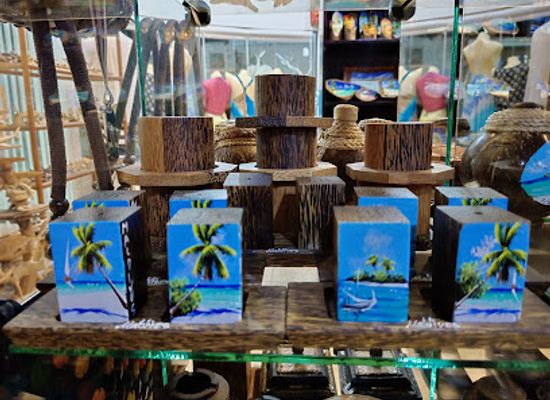 maldives/thoddoo-island/shop/island-souvenir