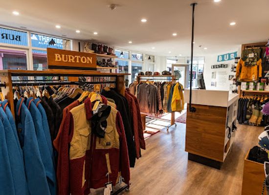 australia/mount-kosciuszko/shop/burton-store-thredbo