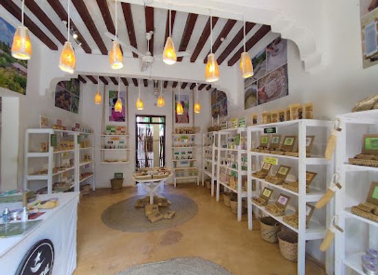 kenya/lamu-island/shop/natural-lamu-shela
