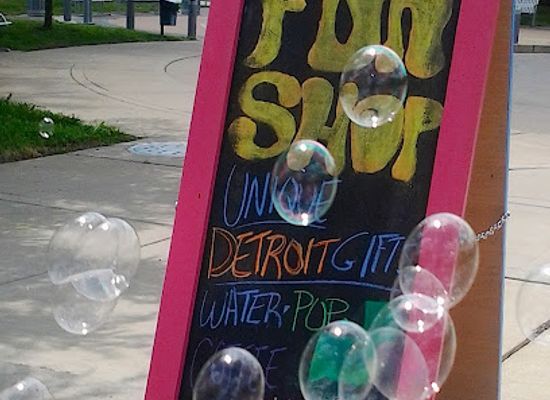 michigan/detroit/shop/mount-elliott-park-fun-shop