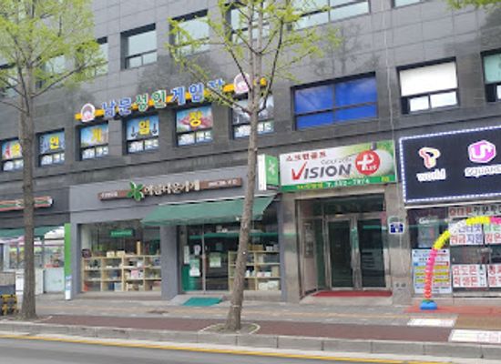 south-korea/suwon/paldal-gu/shop/beautiful-store-suwon-fortress-points