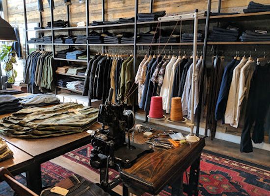 minnesota/saint-paul/cathedral-hill/shop/blackblue