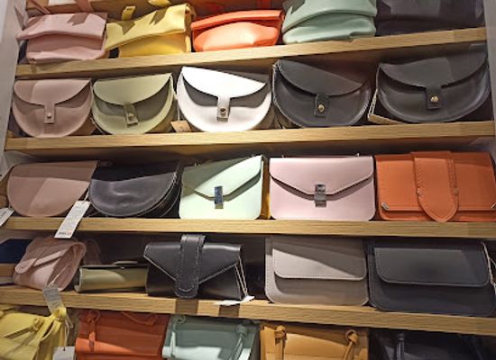 india/agra/khandari/shop/miniso-agra