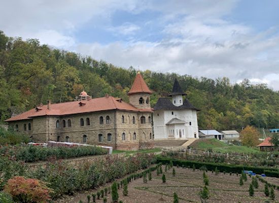 moldova/rudi-arionesti-nature-reserve/shop/rudi-monastery