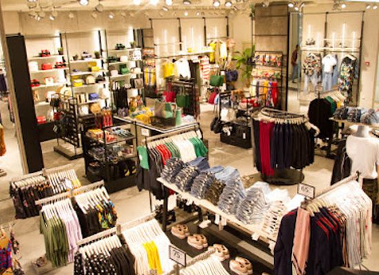 tunisia/tunis/shop/stradivarius