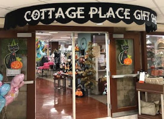 indiana/south-bend/river-park/shop/cottage-place-gift-shop-at-memorial-hospital
