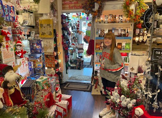 louisiana/lake-pontchartrain/shop/das-schulerhaus-gift-gallery-christmas-boutique