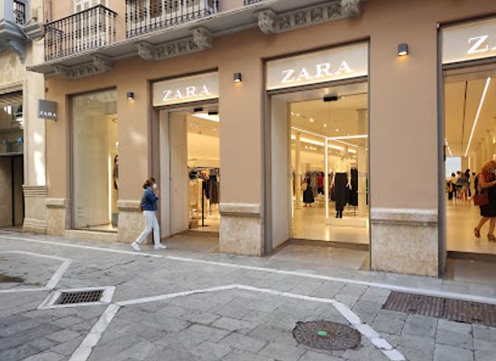 spain/malaga/shop/zara