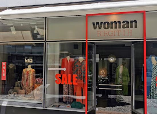 austria/dornbirn/shop/woman-birgit-i-h