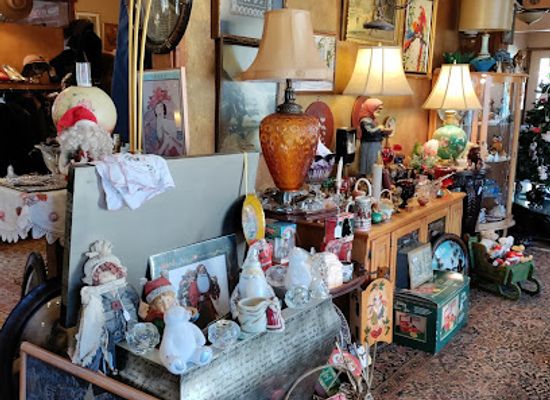 california/gold-country/shop/yours-mine-and-ours